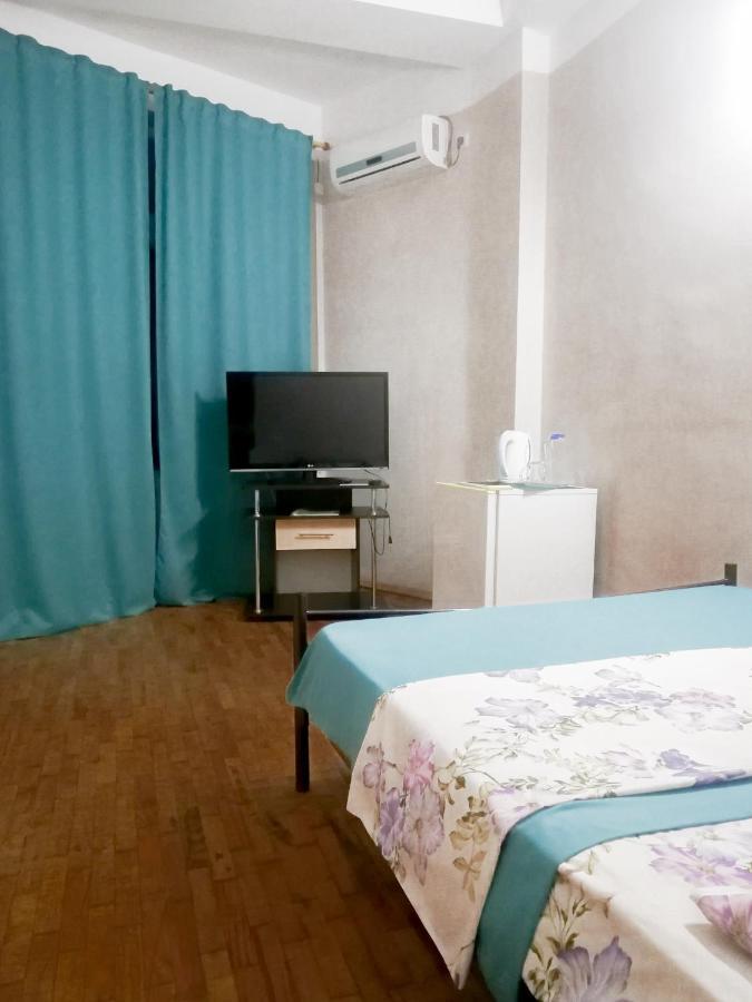 Гостиница Ива Gagra Exterior photo
